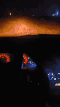 سيارة حلوة ناصبة كير محرك كهربائيات حيل زينة بيها نواقص خفيفة رقم صدامي مطلوب السعر 28بيها مجال قليل اسويلك بيها وكالة اتصل ***********
