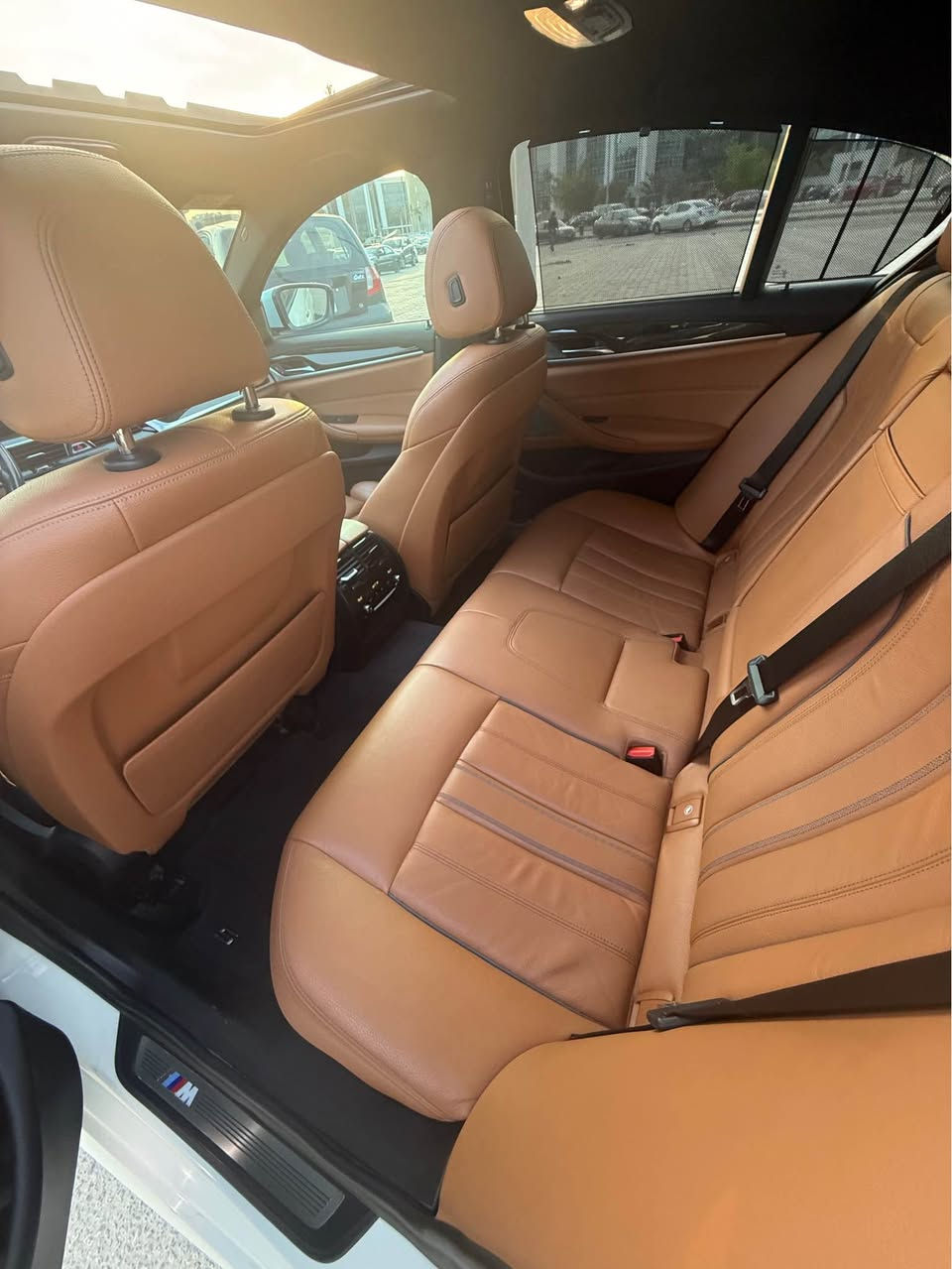 BMW 530i
2019
M sport 
Wakill 
133,000km
متاح جميع انواع أنظمة الدفع 
للتواصل 
01147110604
Haleem القاهرة, مصر


**إذا كنت صاحب هذا الإعلان وتريد حذفه لأي سبب، رجاءا أرسل رسالة إلى الدعم الفني**