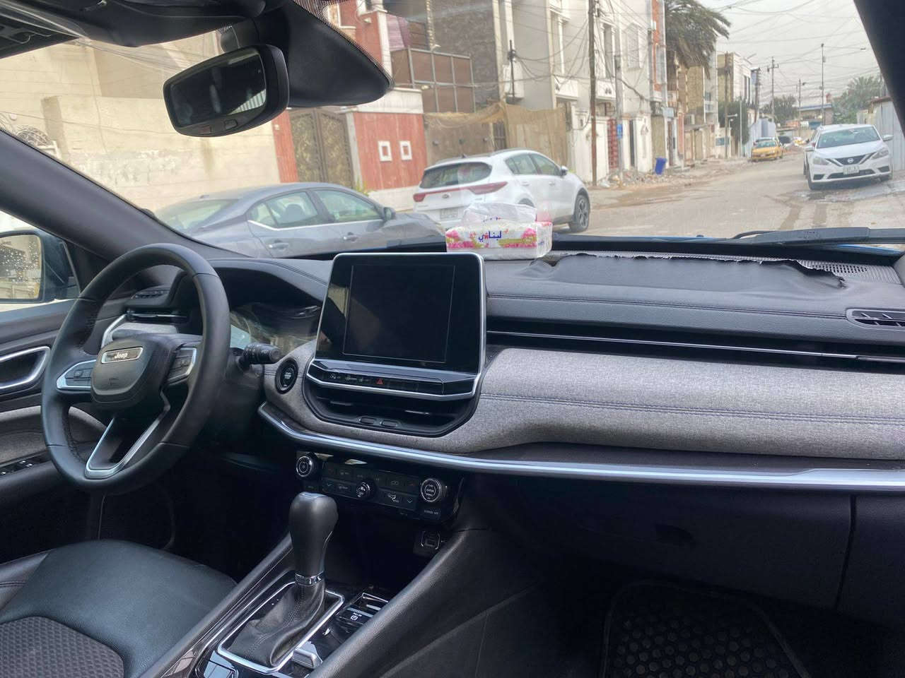 بلاش بلاش بلاش
جيب كمبارس 2025 بسعر مناسب 
ماشيهة ٦  الف صبغ بس بنيد
سعر 140قفل
مكان السياره بغداد 
***********
