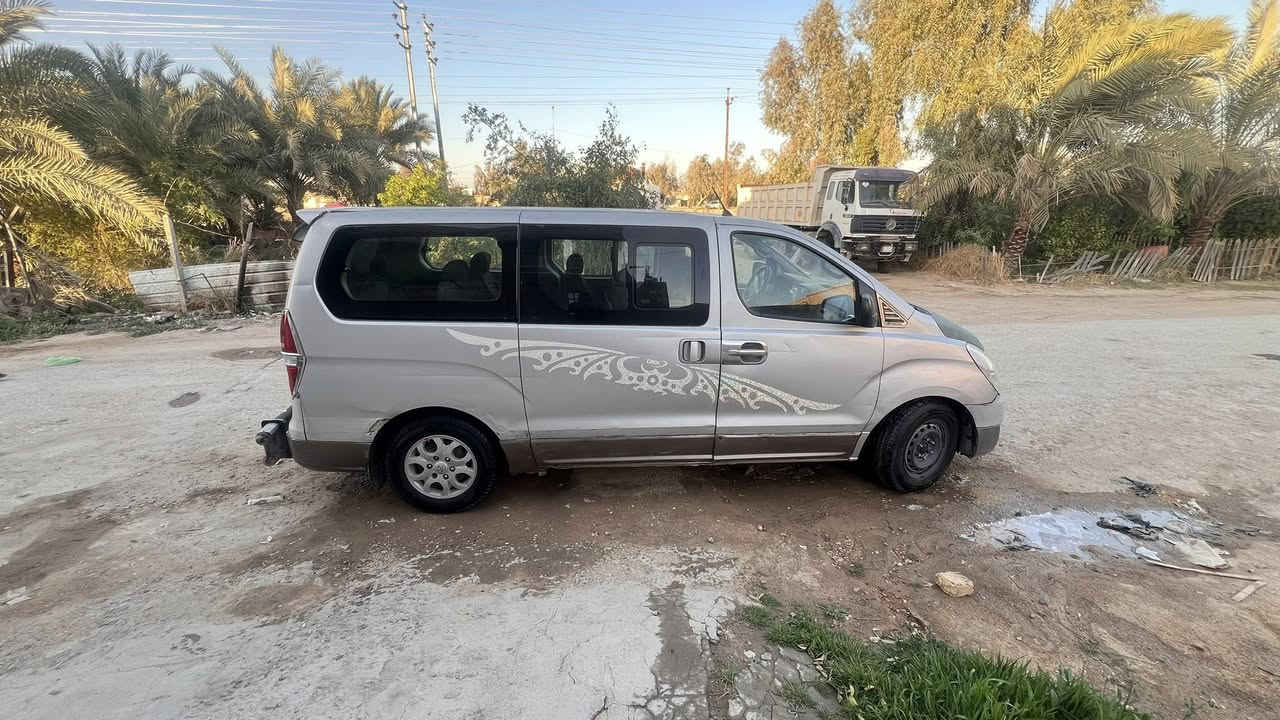 ستاركس 2008مفتوح محوره مسكر مكينه 9سوده
سياره خليجي  مكفوله من الضربه والتبديل  رقمها نكليزي  بسمي  بيها بارد قليله  كير ومكينه مكفولات مصفره من كلشي 
السعر 140وبيها مجال 
***********
