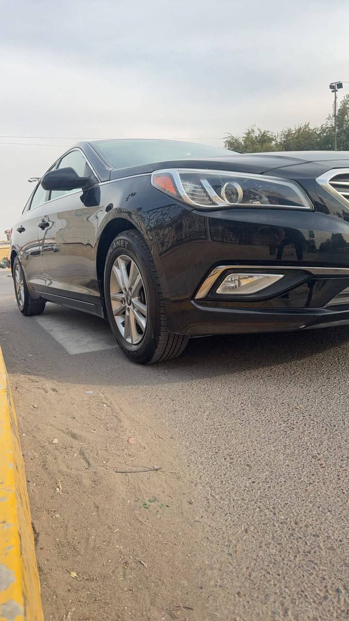 سلام عليكم  سوناتا للبيع فقط موديل 2017 سياره حلوه ونظيفه كل شيء ما ناقصها سعرها 115  بسمي مكاني مدينه الصدر هذا رقمي ***********
