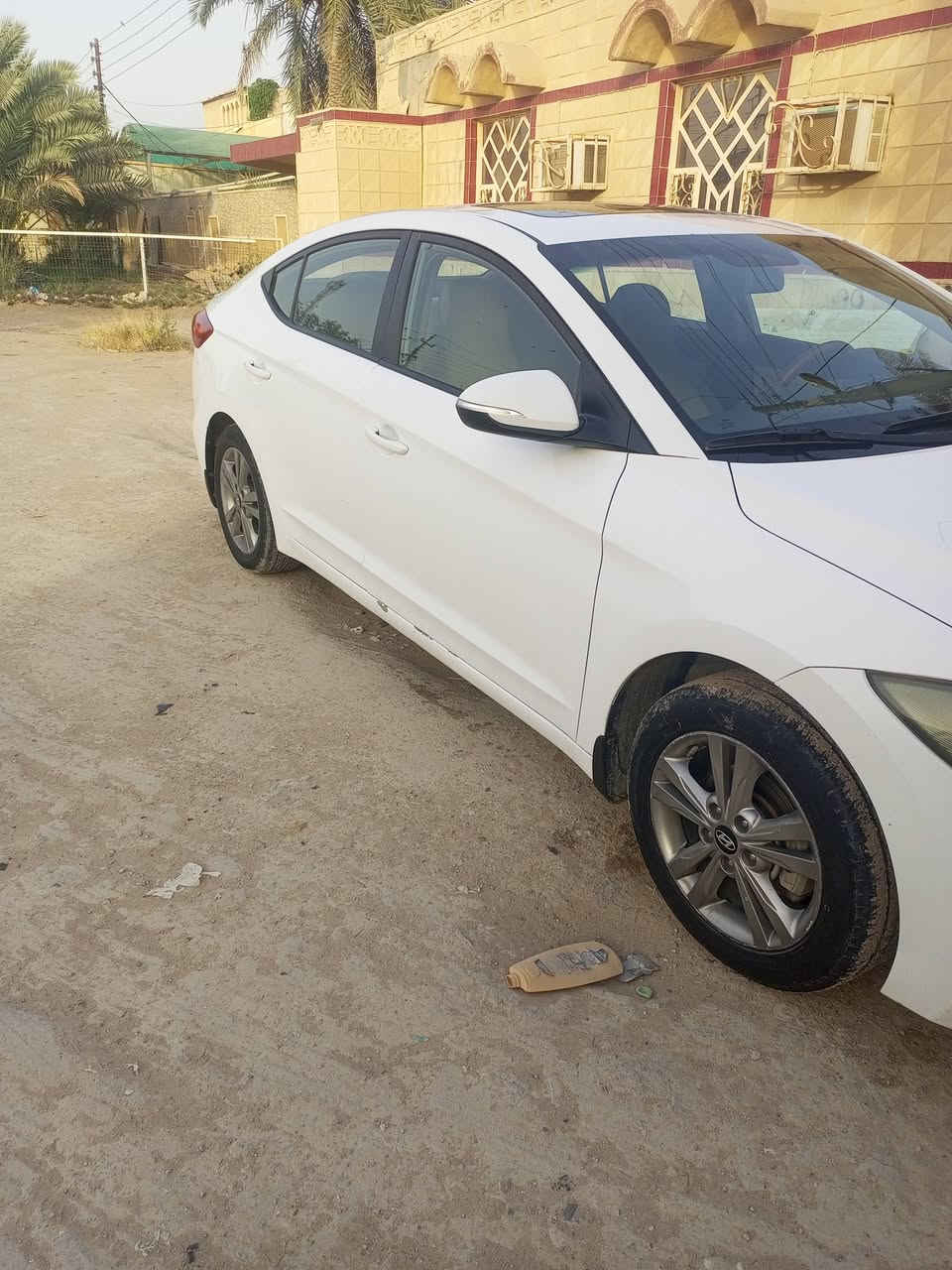 النترا ١٧ فول خليجي كير عادي مكينه دوش حادثه قبق جنطه مصلح نفسه بدون دواخل طخه بسيطه مراوس بجارجر او بيع اتصال او خاص ***********
