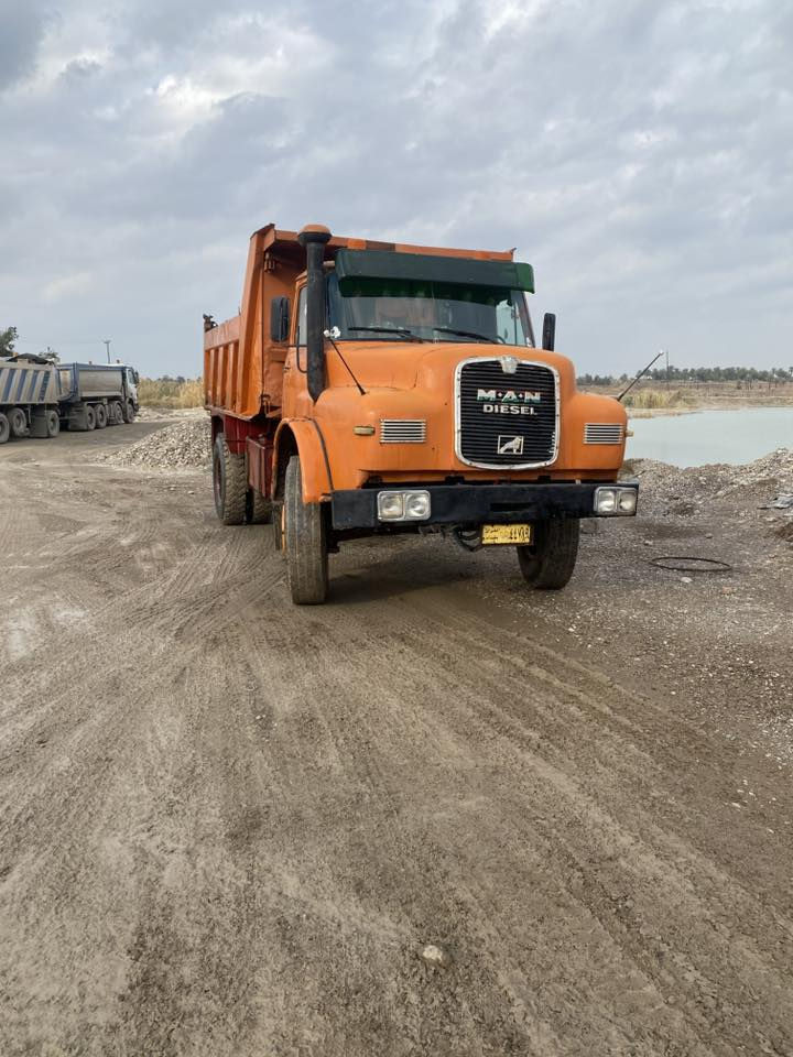 السلام عليكم مان للبيع رقم بغداد محرك كير اكسن تايرات جدد قماره نضيف +تبريد جديد  هاذه رقمي ***********
