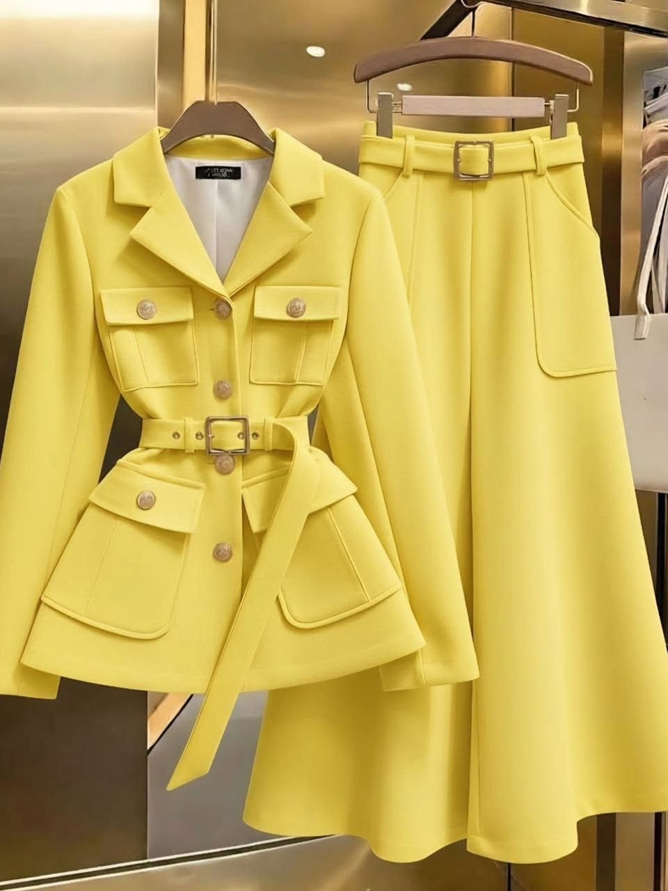 جديد ومميز كوالتي عالي 

قياس 38 40 42 44 46 48

السعر 30 

العنوان / بصره العشار داخل عماره حجي جاسب

يوجد توصيل جميع محافظات العراق 

توصيل بصره 5. محافظات 6 

للحجز دايركت .

للحجز وتساب *********** 

#لايك_كومنت #تعليقات #تعليقاتكم_تسعدني😍
