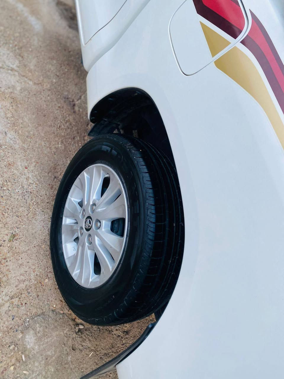 السلام عليكم للبيع هايلوكس 19ساز SR5ساير.. رقم بغداد دولي شرط تحويل مباشر مواصفات السياره كشنات تدفئه+تبريد اشاير بالمري كامره +شاشه كبيره حساس خلفي تبريد قطعتين ثلج 🥶 سبير مانازل طفايه بلاديه مكفوله كفاله عامه لابارد لاصبغ لاضربه لاتبديل لافتح كير ومكينه كفاله تخم تايرات بالباكيت سياره نضيفه مال جناي جهازه من كلشي السعر 260وبيه مجال بسيط 
مكانه صلاح الدين بلد الاستفسار اتصال وتدلل ✅
***********
