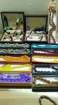 للبيع • توصيل