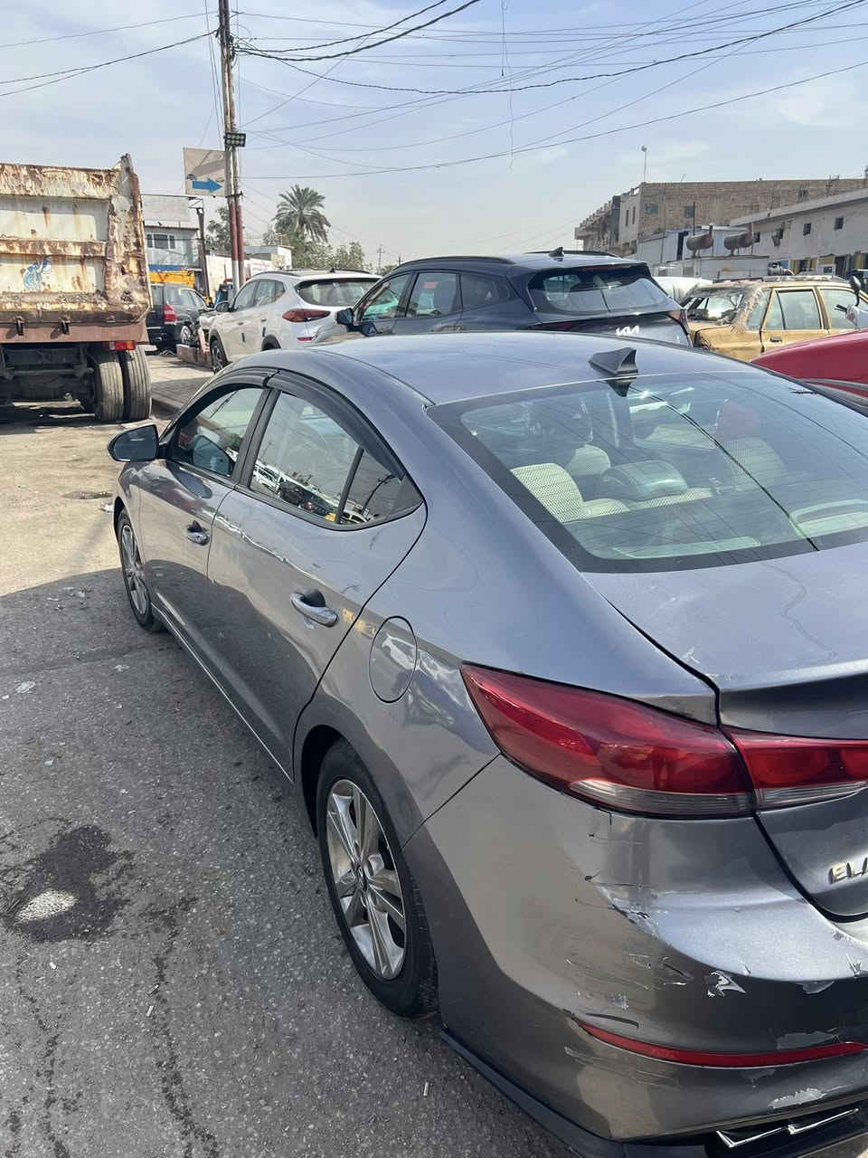 موديل 2018 سياره مكاني بغداد. 
سياره مجفته قبل اسبوع سياره جهازه من كلشي 
سنور موجود بل منشور تحويل ثاني السعر ١١٥ 
***********
