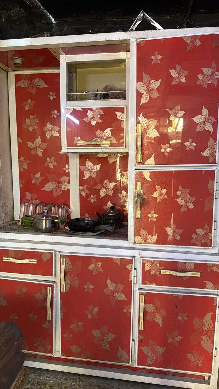 ***********
***********
بيع غراض بيت
