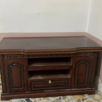 ميز شاشة • نظيف • مرتب