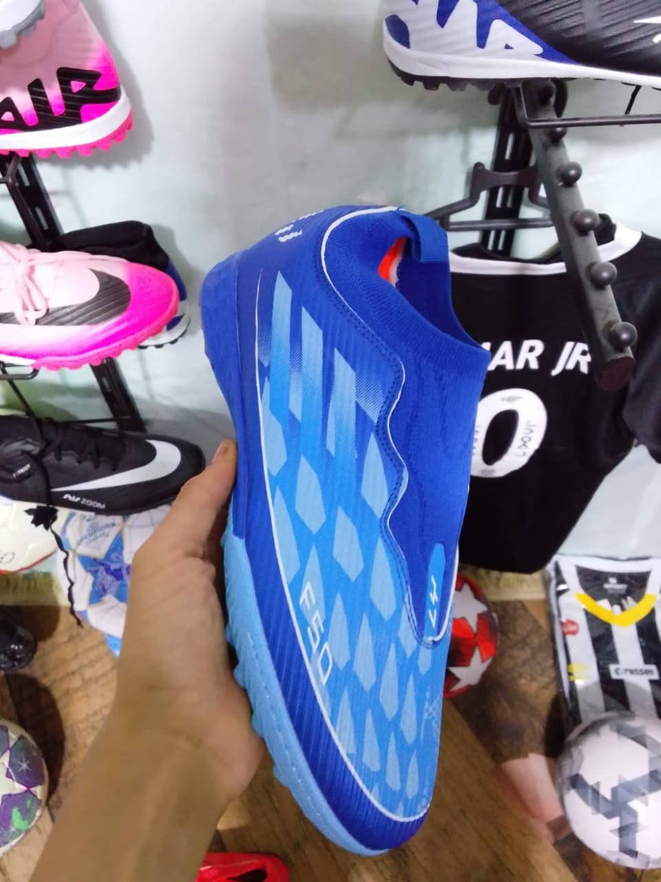 أيرزوم الصلي فيتنامي 
الحجز ***********واتساب
