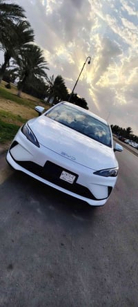 بي واي دي • المنصور • المطار