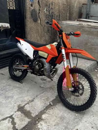 السلام وعليكم للبيع قفاز كي تي إم خبط   مكينه 300   ست نمر   اي نقص ما...