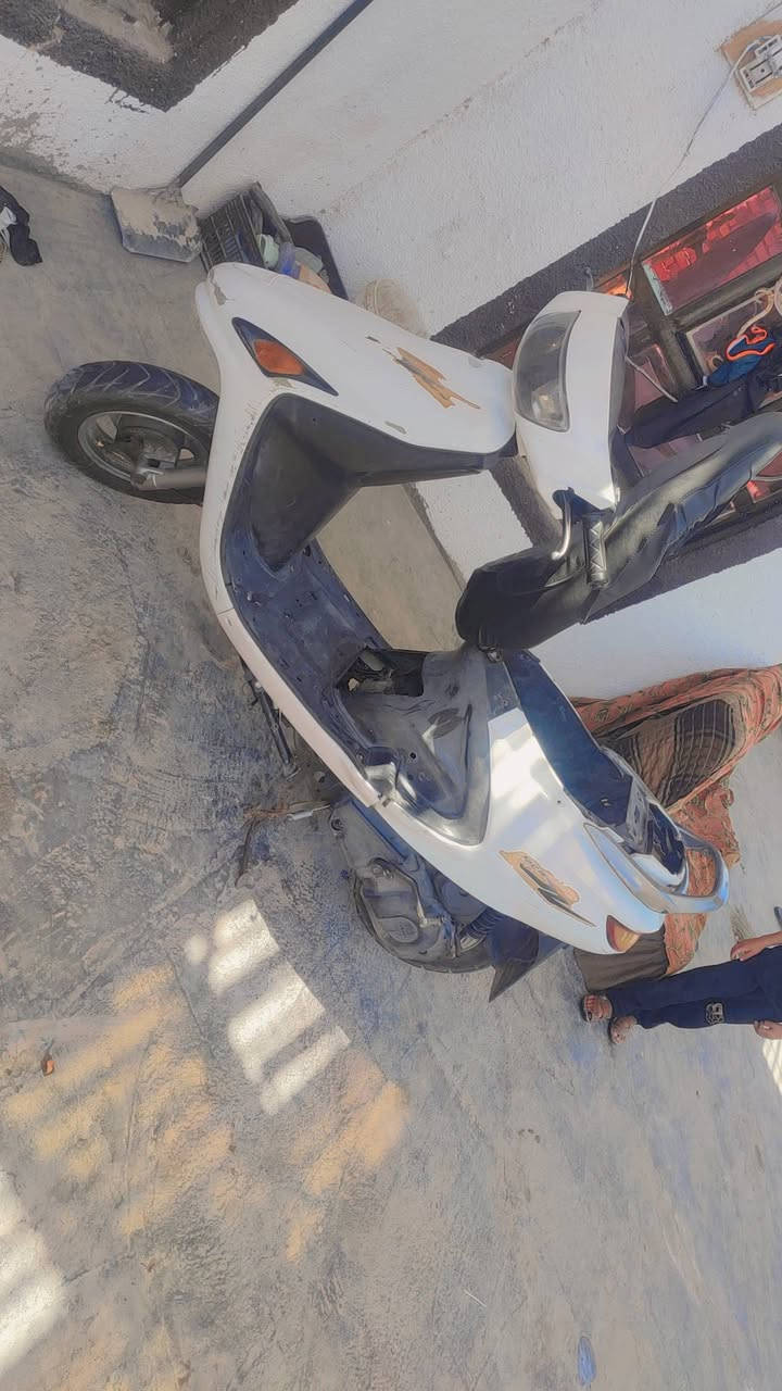 دراجه فراشه   دراجه نكره سلف اول  هندر شلعه معدل دراجه  خير من الله سلف هندر كهربائيات كله شغال مابيها كل نقص  السعر360  وبيها مجال شي بصيط *********** الحيدريه خان النص طريق نجف كربلاء عمود500
