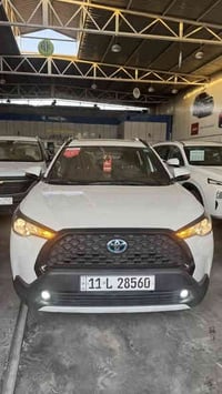 كورلا كروس ساز ام الضمان ماشية 16 الف فول فتحك بصمة شاحن وايرليس 3 كام...