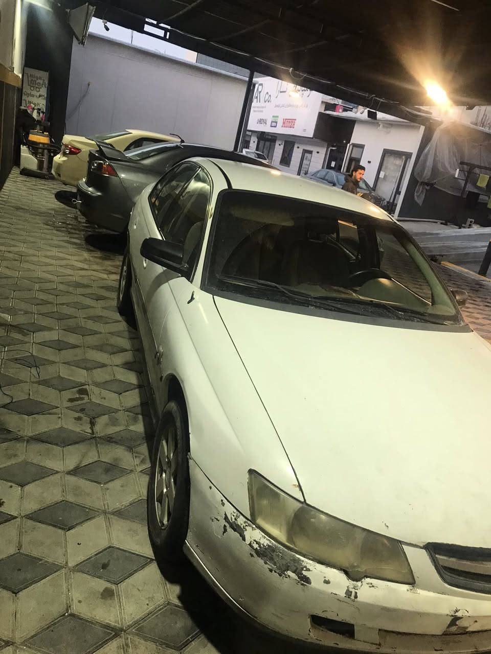 السلام عليكم لومينا ٢٠٠٣ مزاد سياره حلوه بيه كير ومحرك ففتي جدد حداديه جديده كهربائيات كامله تخم تاير دواخله حلوه بل خير  ياخذه السعر ٣٥ ورقه بيه مجال شي قليل رقم تليفون *********** غير متواجد ع فيس
