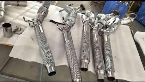 السلام عليكم 
وجبه جديده داون بايب كولف - جيتا
محرك ١.٤ tsi
ستانليس ستيل
عليه طبقه ضد حراره 
قالب بلادي ٪؜١٠٠
بدون ترهيمات 
بدون تنفيس
فول كواليتي
قفيص للقفيص علي كزوز بلادي 
مكاني اربيل و اكو توصيل لجميع محافظات العراق 
0772 124 7005
