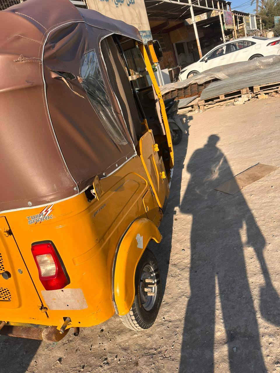 تكتك ٢١ اوراق اصولي كفاله للترقيم مكينه شرط النعومه كلجات جدد اكسل ناعم نقصها بس سمكره مال الصفاحيات الجوه الباب بادي بيهن خياس ٥٧٥٠ وبيها مجال قليل ***********
