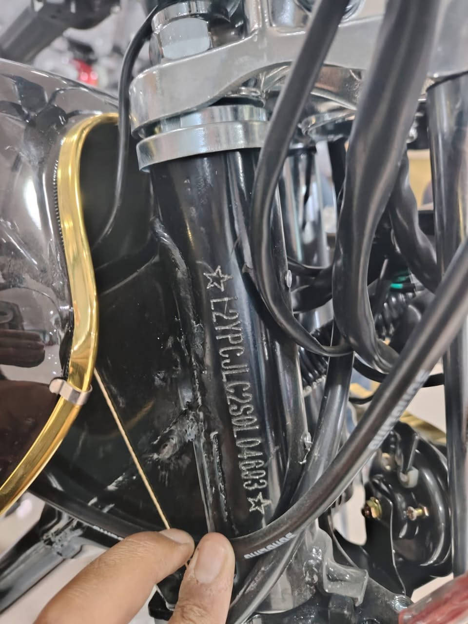 سلام عليكم دارجه سيفان للبيع مديل 2025 دارجه جديد مكان دارجه شهربان لسعر تصل عله راقم ***********
