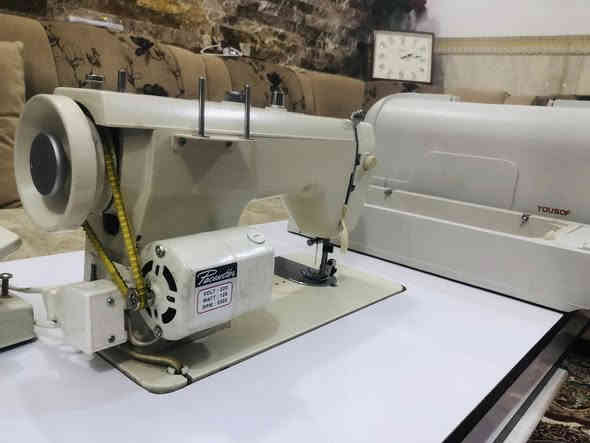 مكينة خياطة نوع براذير ياباني نظيفة جداً استخدام قليل 👍
مع ميز ارضي قياس ٥٠*١٢٠ سم
سعر ١٩٠ الف 
مكاني كربلاء
للتواصل 
‭٠٧٧١ ٦٧٥ ٨١٧١‬
