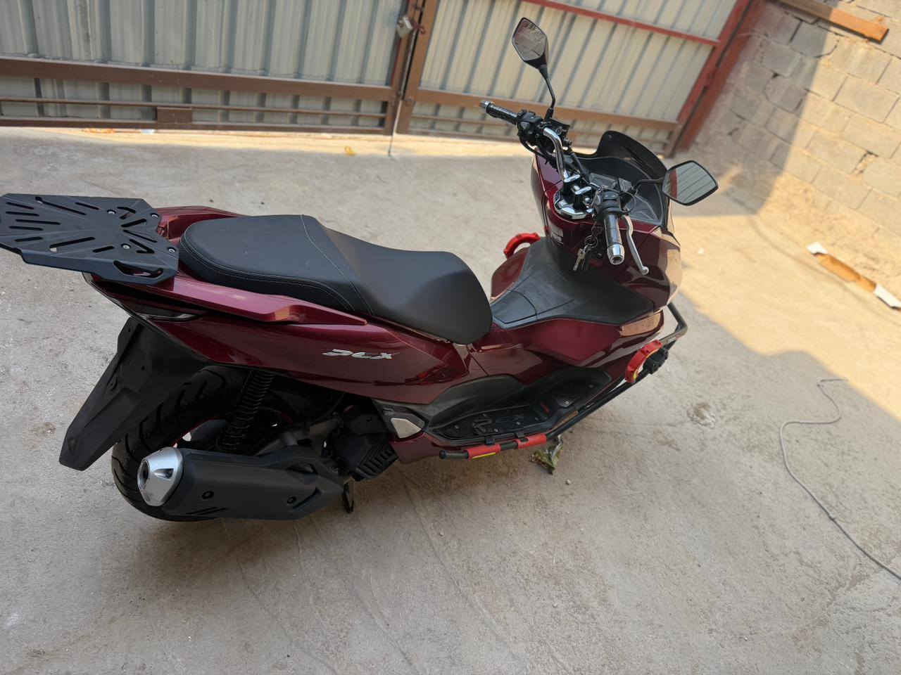 دراجه pcx جيل الرابع داجه كفاله عامه  شوف مقطع 
ماشيه 8 دراجه كلش نضيفه
دراجه ياباني ياباني وياه بصمات 2 
العنوان بغداد مدينه الصدر جوادر
سعر 26 ونص وبيه مجال
الاسفسار***********
