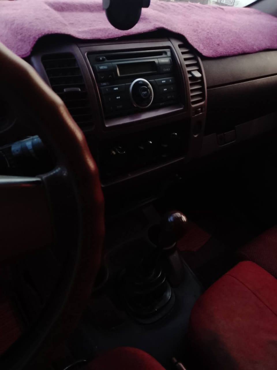 السلام عليكم نيسان نيفارة موديل 2009بسمي السيارة مكفولة ما السيارة ما عدة طخة صغيرة بل جاملغ الخلفي عكس سايق ماشية 24 مكاني ديالى جديدة الشط الاستفسار ***********. سعر 105
