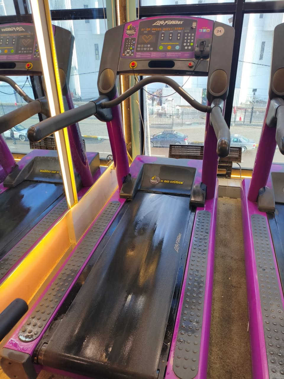 جريات لايف فتنس عدد ٦ 
النظافه عاليه جدا 
للبيع شلع بدون مفرد


**إذا كنت صاحب هذا الإعلان وتريد حذفه لأي سبب، رجاءا أرسل رسالة إلى الدعم الفني**