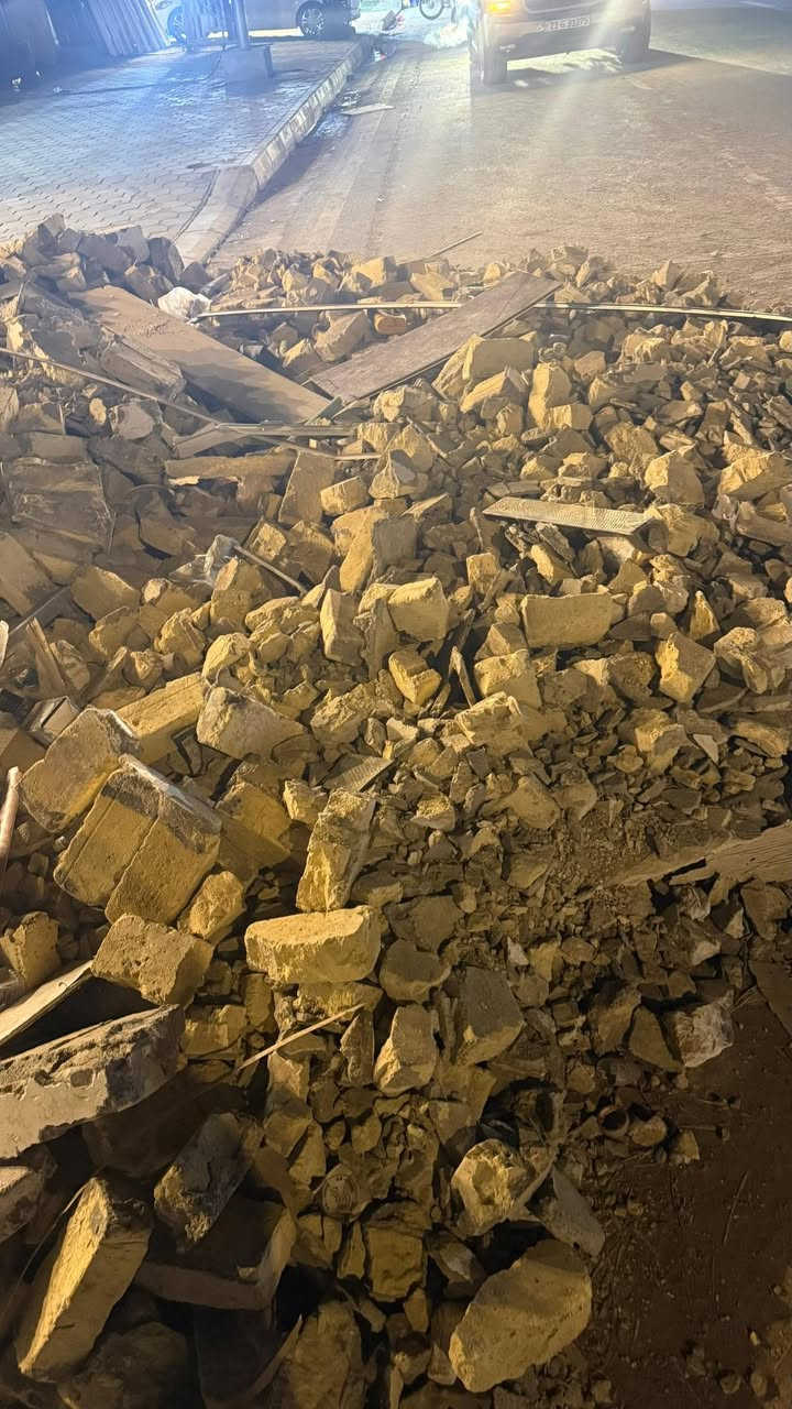 موجوده الي يريدها يحملها وياخذها   بل خاجيه  شارع 40
***********
