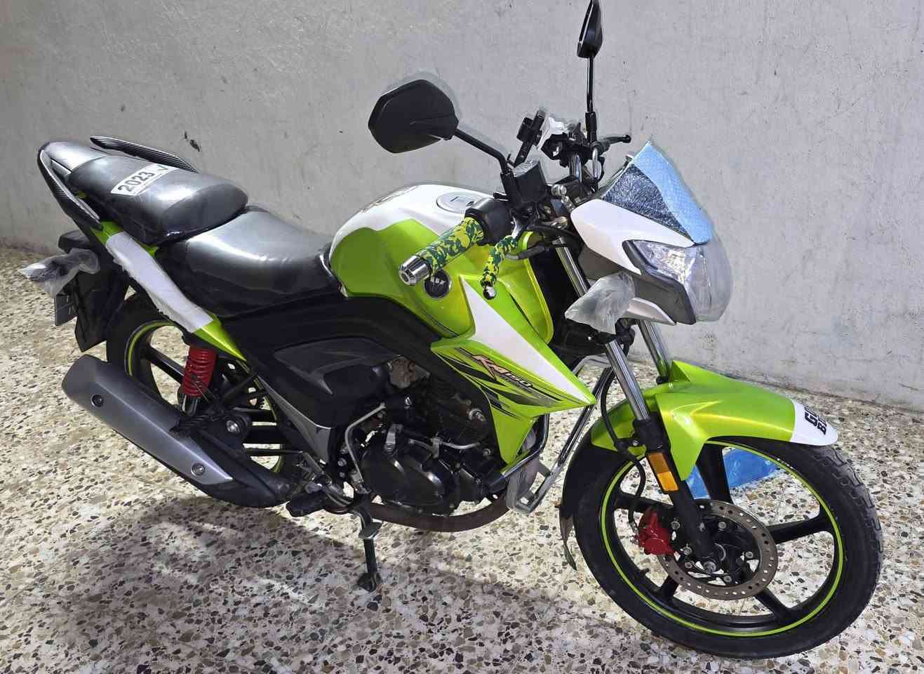 سلام عليكم هاوجي البيع موديل 18 مرقم تحويل ثاني يوم الدراجه مكفوله المكان الرمادي الورار سعر 15 بي مجال السراي يتصل ***********
