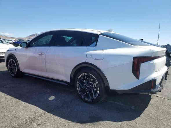 السلام عليكم عندي كي فور واصل بصره يوم 30/12 /2025فول مواصفات داخل احمر ترهم كتاب شهداء السعر 145 بدون تصليح *********** علاء
