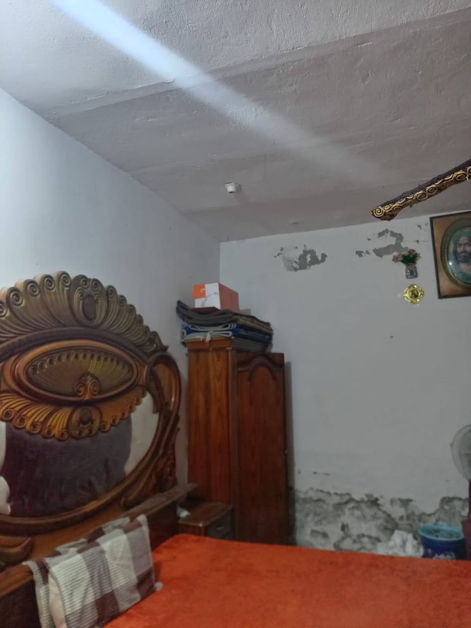 بيت بناء بلوك السقف عكاده المساحه 90م غرفتين وهول ومطبخ 
السعر 14 وبيه مجال 
عنوانه حي الجهاد زنابره مقابل النزله المقابل بيت علي العربي.
للاستفسار الاتصال 
***********
