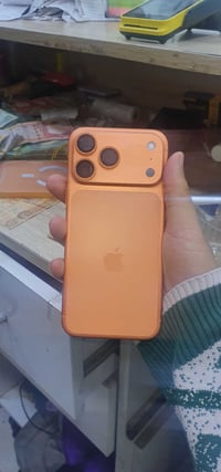 ١٧ برو ماكس   باطرية ١٠٠    مشحون  ٩ فقط العربي  ذاكرة ٢٥٦  كامل ملحقا...