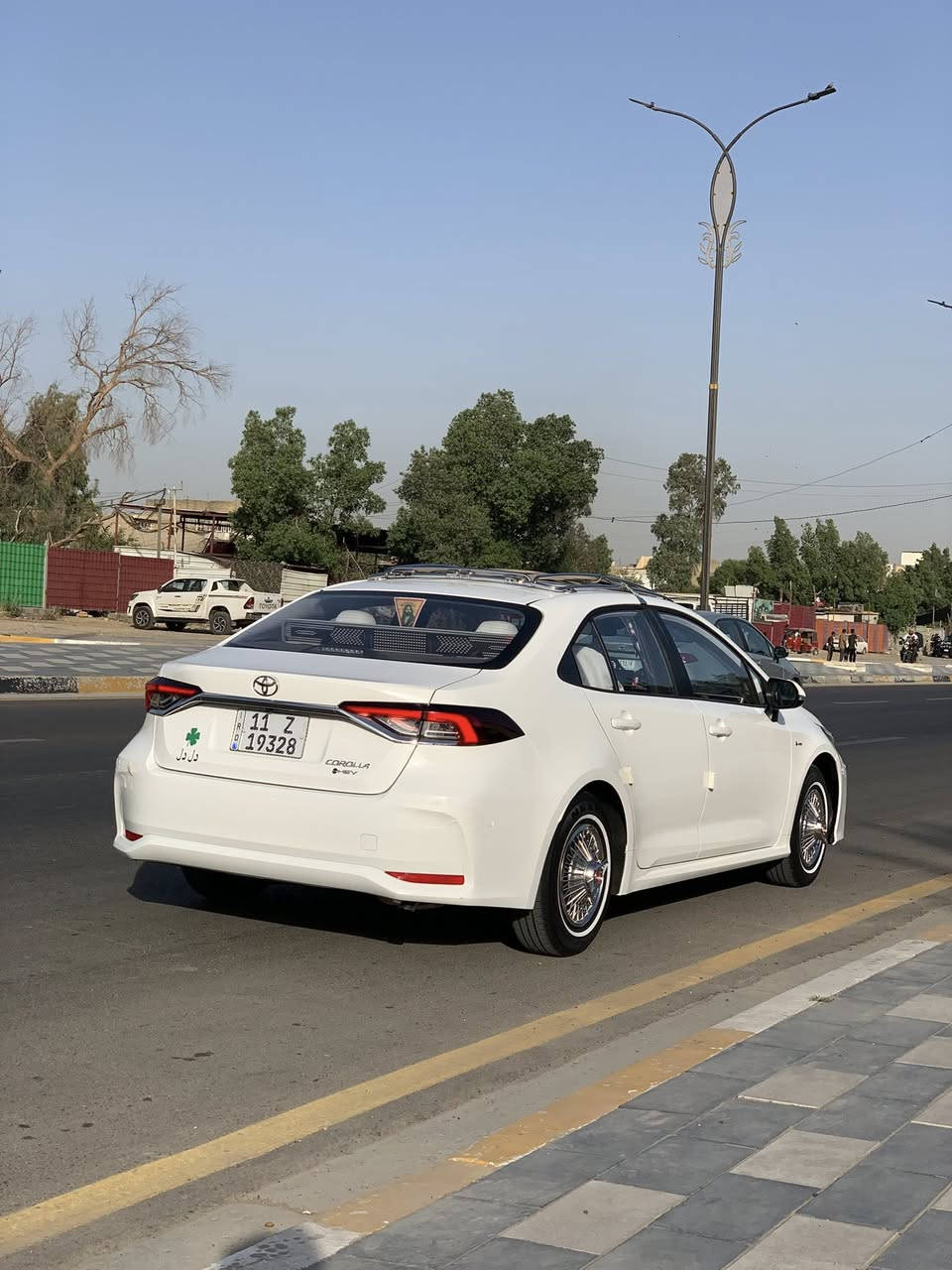سلام عليكم كورلا هايبرد2025 للبيع هيه ولغراض كفاله عامه  ماشيه 3700 زيرو الرقم *********** السعر 165 وبيه مجال مكان البلديات
