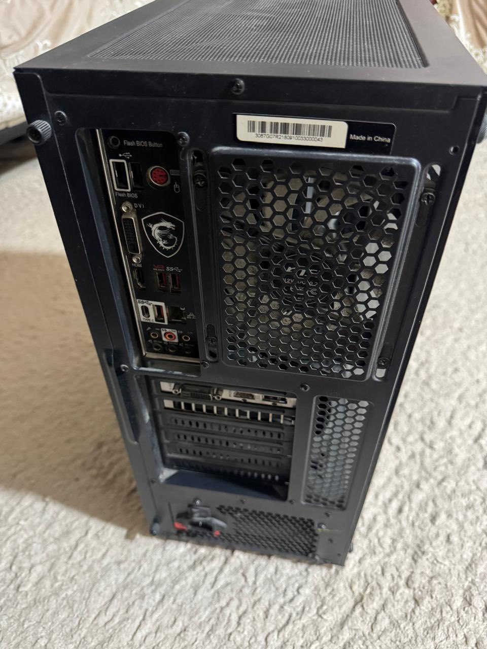 Pc للبيع القطع تعمل بشكل ممتاز دون اي مشاكل وقابلة للفحص قبل الشراء
المواصفات

• CPU: AMD Ryzen 7 3700X

 • MB: MSI B450M Tomahawk

 • RAM: 32GB 3200MHz RGB

 • Storage: 1TB HDD + 256GB M.2 SSD

 • GPU: RTX 2060 Super GALAX

 • PSU: 750W Rocket RGB

 • Case: MSI 100R RGB (7 Fans)

سبب البيع : الانشغال بالدراسة

السعر : مليون دينار عراقي وبي مجال حبايب ان شاء الله

ملاحظة : متوفر ups واحد 1500v وواحد 2000v وميز كيمنك وشاشة 165HZ وسماعة هايبر اكس كلاود تو وسماعة kotion each مع ماوس باد RGB و RGB anime هدايا راح اعرضهن كلهن بمنشور اخر كلهن عليهن خصم 🔥

للتواصل خاص


**إذا كنت صاحب هذا الإعلان وتريد حذفه لأي سبب، رجاءا أرسل رسالة إلى الدعم الفني**