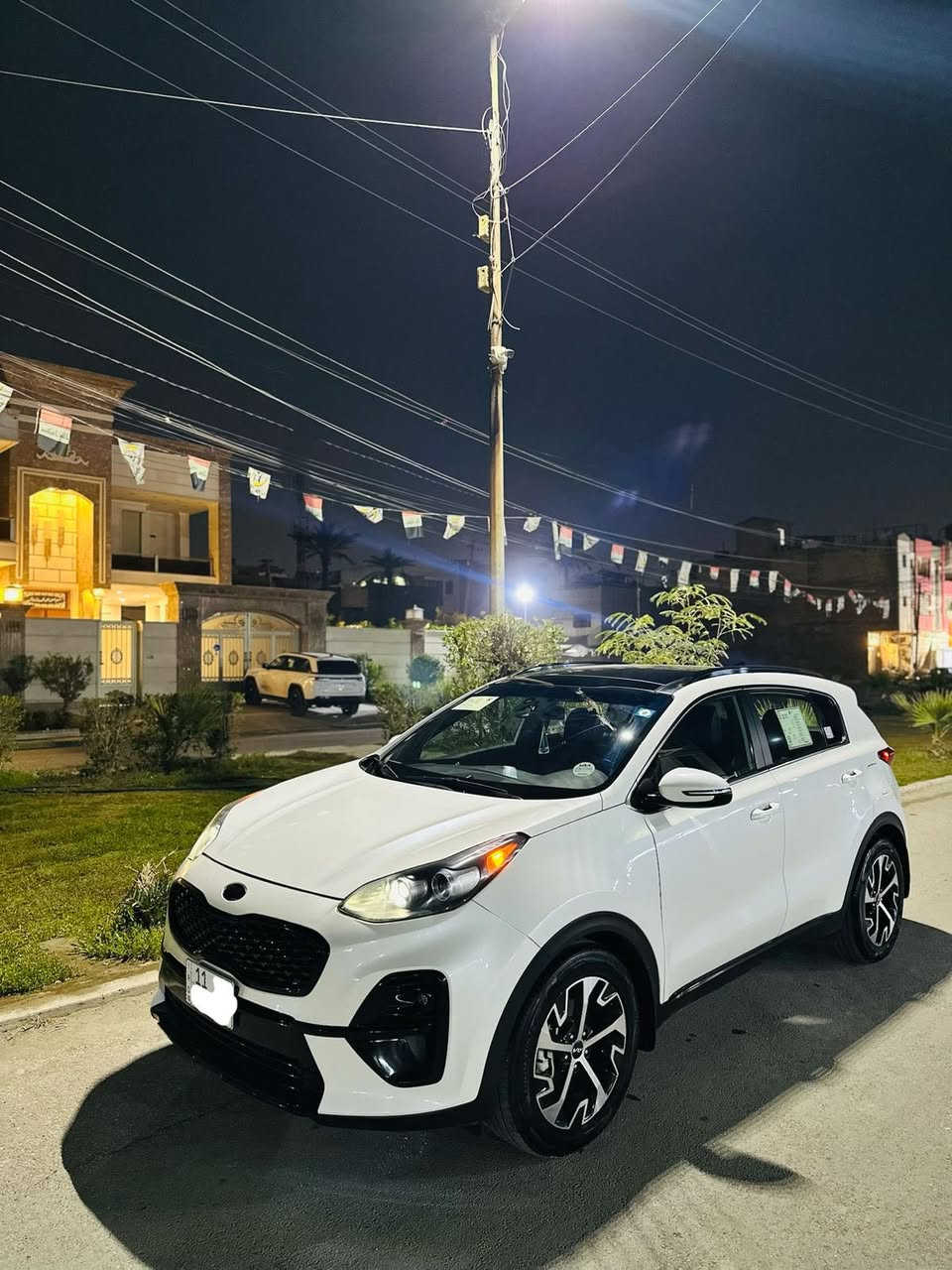 سلام عليكم 
للبيع كية سبورتج موديل 2021  مواصفات فووول ووااحد على وواحدد ميحتاج اذكر مواصفاتها معروفه فووول 
وارد امريكيي كليننن كلين كفاالة صور امريكا مرفوقه مع المنشور
اهنا صار بيه صبغ الباب الخلفيي طخاني ابو دراجة  فقط بااقي كفاالةةة  رقم بغداد الدولي  بأسمي 
سياره جديدة بعدهيي بحالهه وكالهه 
ماشيه 55 الف 
السعرر 178$ 
رقمي *********** ☎️مكاني بغداد الرصافةة
