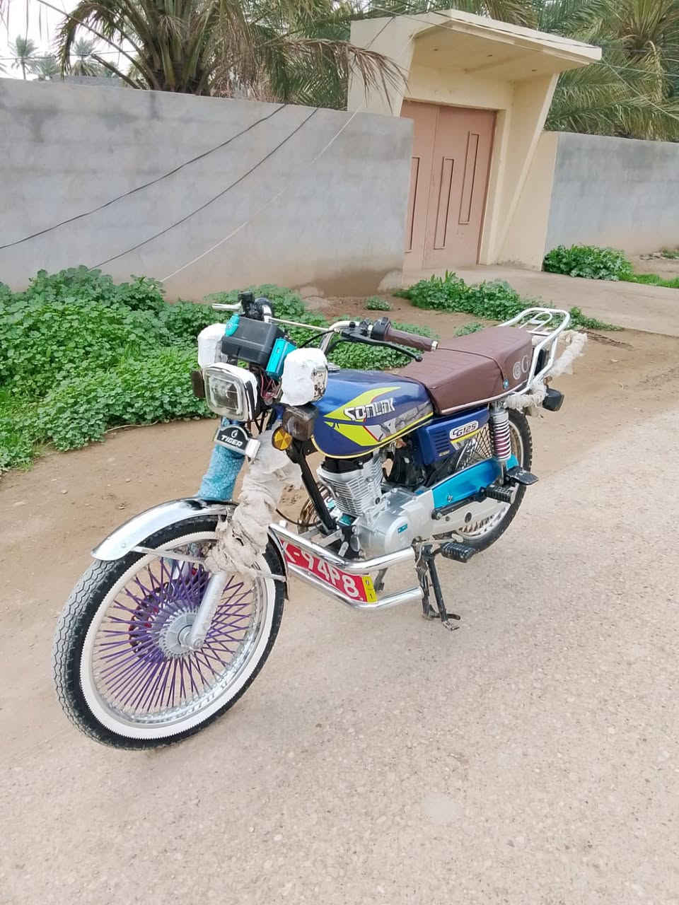 دراجه تايكر للبيع موديل2023نضافه خير من الله مكان  بعقوبه جسر خرنبات الرقم***********
