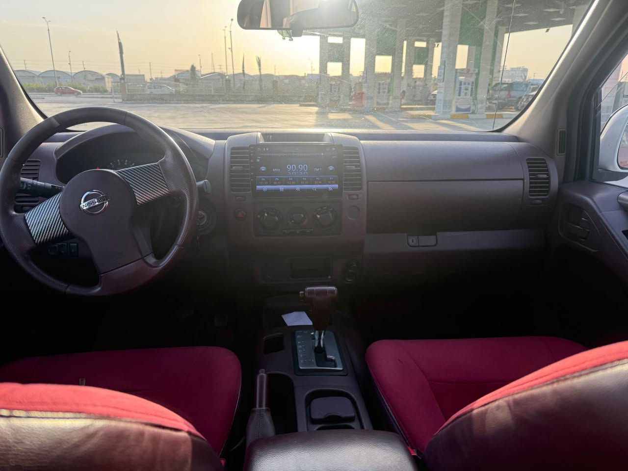 نيفارا 2014
رقم دهوك سنوية منتهية
بيهه الرباع الخلفية صبغ
السعر 125
*********** البصرة, العراق
