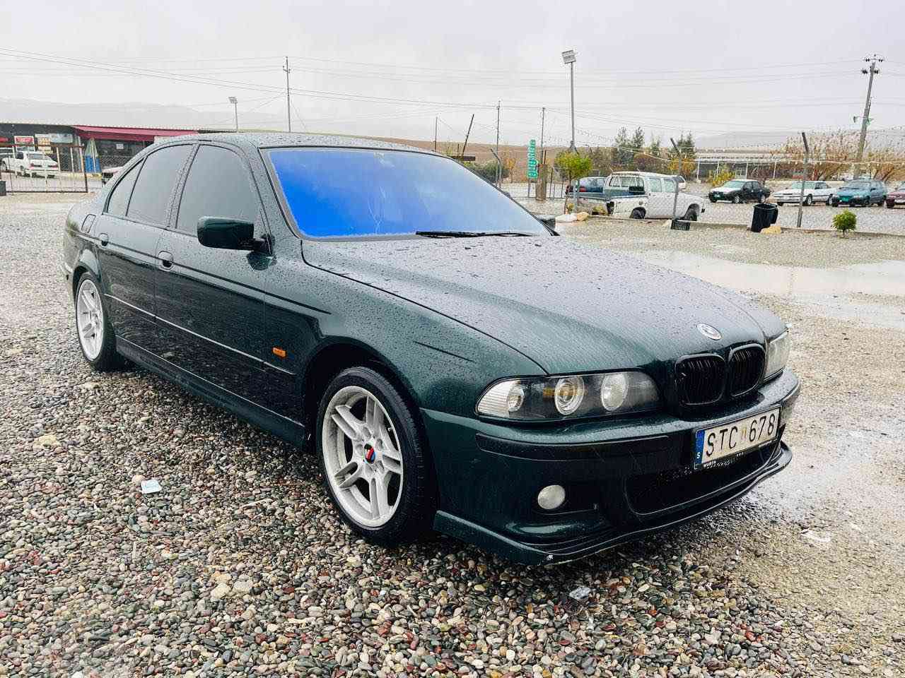 بئم سه قه ر 2001بيلا Mگير توماتيك 
مه كينه 525ده بل ديجيتال 
مه نفئست ئه سلي گئر مه كينه به شه رت 
ليدان به شه رت سبوخ سه قفو حيزام 
سياره كه زؤر جاهيزه يه ك دينار مه سروفي تئ دانيه 
تايه ويل تازه بني كامل مه سروف كرايه له رسم كان جؤنه له روبه رو جوانتره سحري ٦٥ورقه سه وداش اكه م له سه ر دل گرتن ئه گه ر موشتري نيت نه خوت هيلاك بكه نه منيش شوين شقلاوه ***********
*********** شقلاوة, أربيل
