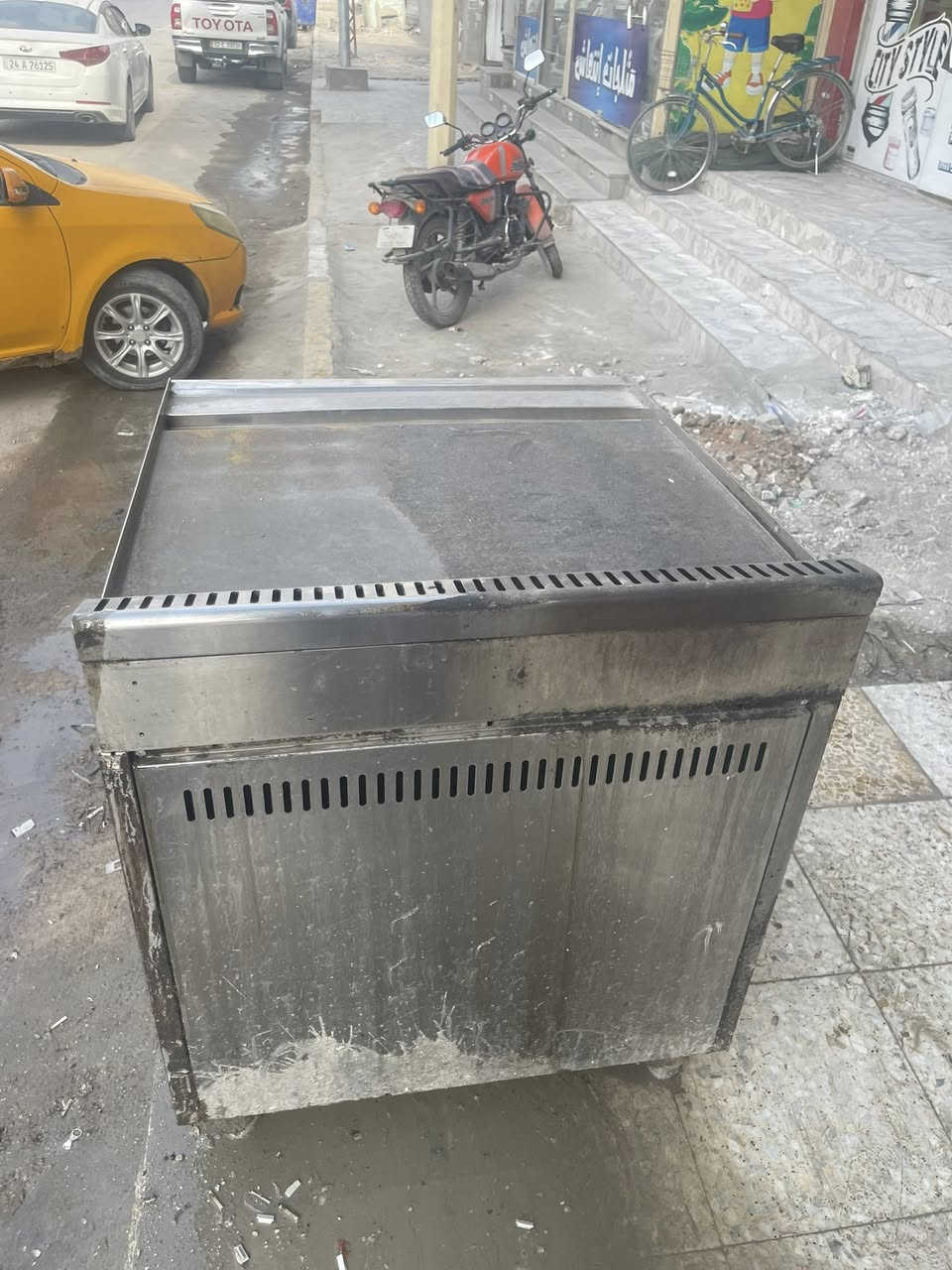 سلام عليكم كرين همبركر للبيع
***********
