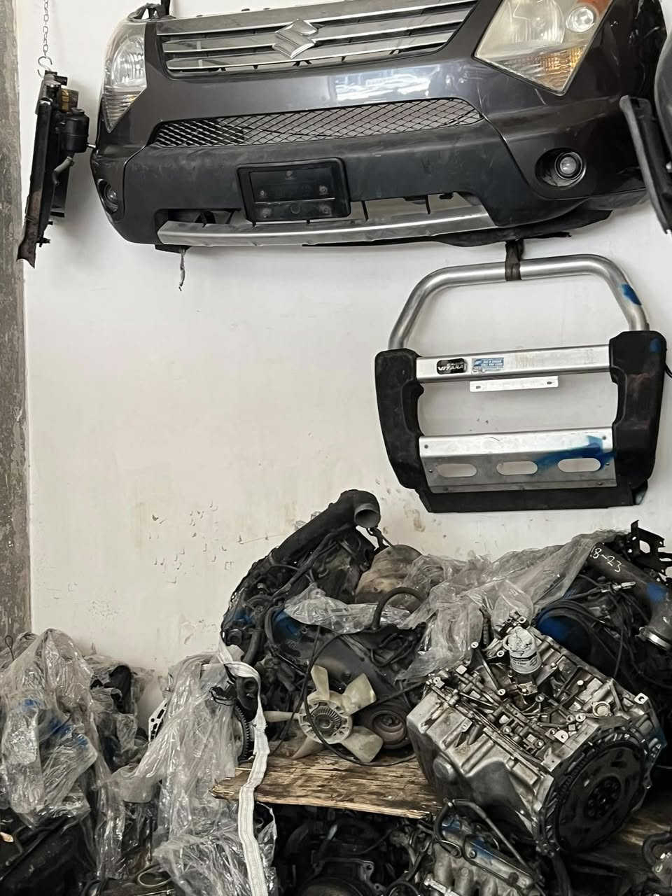 محلات فكري المهداوي لجميع سيارات السازوكي 
العراق - بغداد - شارع النضال-سوق بغداد
للمزيد من التفاصيل او الشراء نتشرف بحضوركم الى مقرنا  الرئيسي في 
بغداد // شارع النضال  // سوق بغداد 
للاستفسار الاتصال بالارقام التاليه 

صقر (***********)
