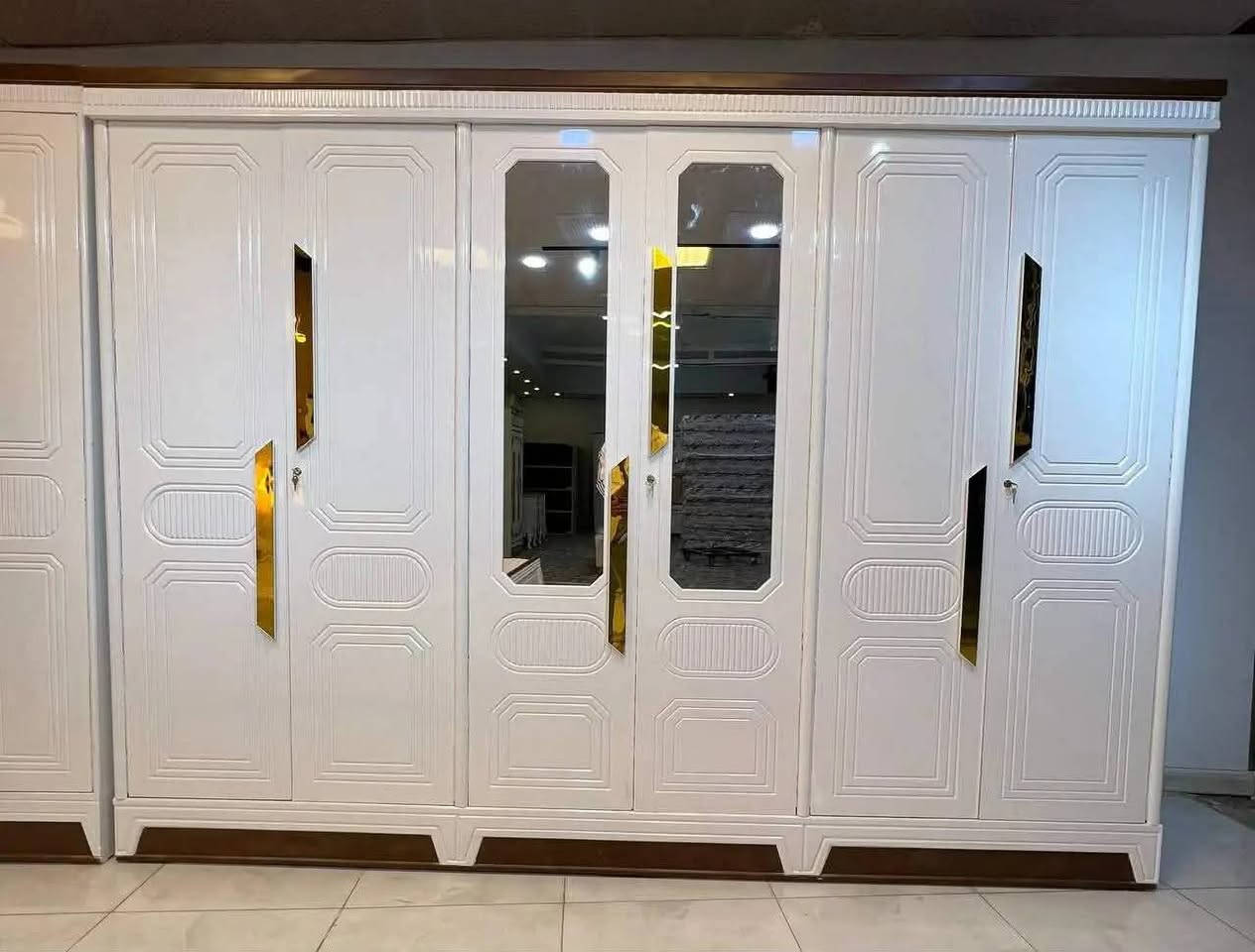 السعر ( مليون و٥٠ ) فقط😍

غرف نجاره عراقيه 💯💯

تتكون من ١٠ قطع 

عرض الكنتور٣مترات و٢٠سم

ارتفاع الكنتور مترين و٤٥سم

السرير بلوك ٦ ارجل

طول السرير 200 سم 

عرض السرير 160 سم 

الضهر جرجوبه فريم داخلي

الزاويه بارتفاع الكنتور 

الشازلون والطابوريه 75 الف 

الدوشك 150 الف  ضمان ٥ سنوات


**إذا كنت صاحب هذا الإعلان وتريد حذفه لأي سبب، رجاءا أرسل رسالة إلى الدعم الفني**