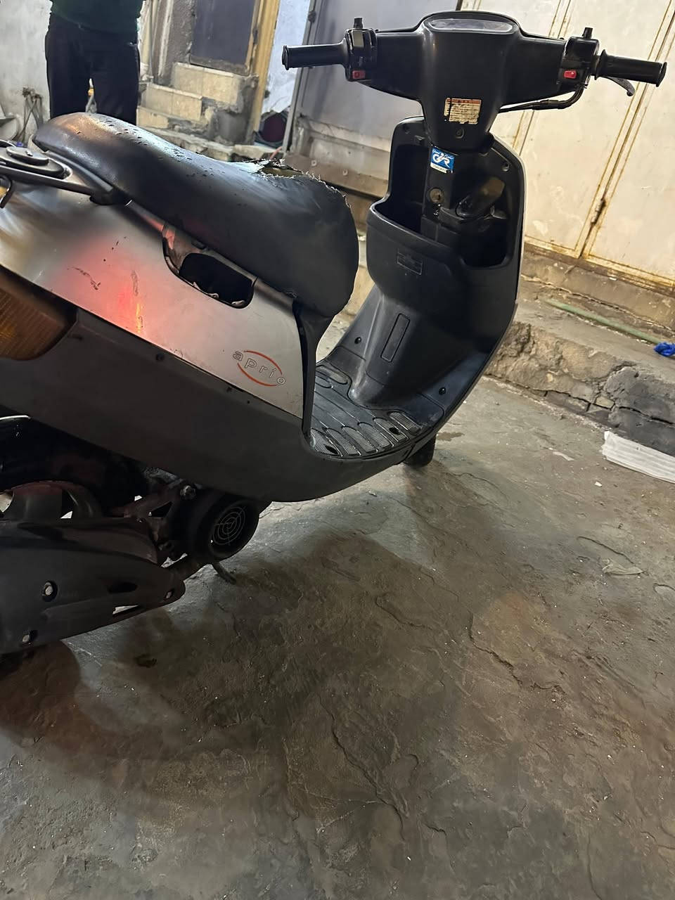 السلام عليكم دراجه بطه شغالة سلف وهندر ابيع كوم حديد
العنوان حي القاهره موبايل ***********
السعر ٢٢٥ الف وبيها مجال
