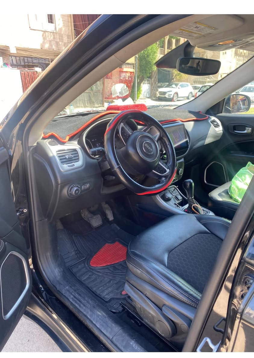 سلام عليكم جيب كومباس موديل. 18. مستعجله. على البيع. لاستفسار. الاتصال على.الرقم ***********
