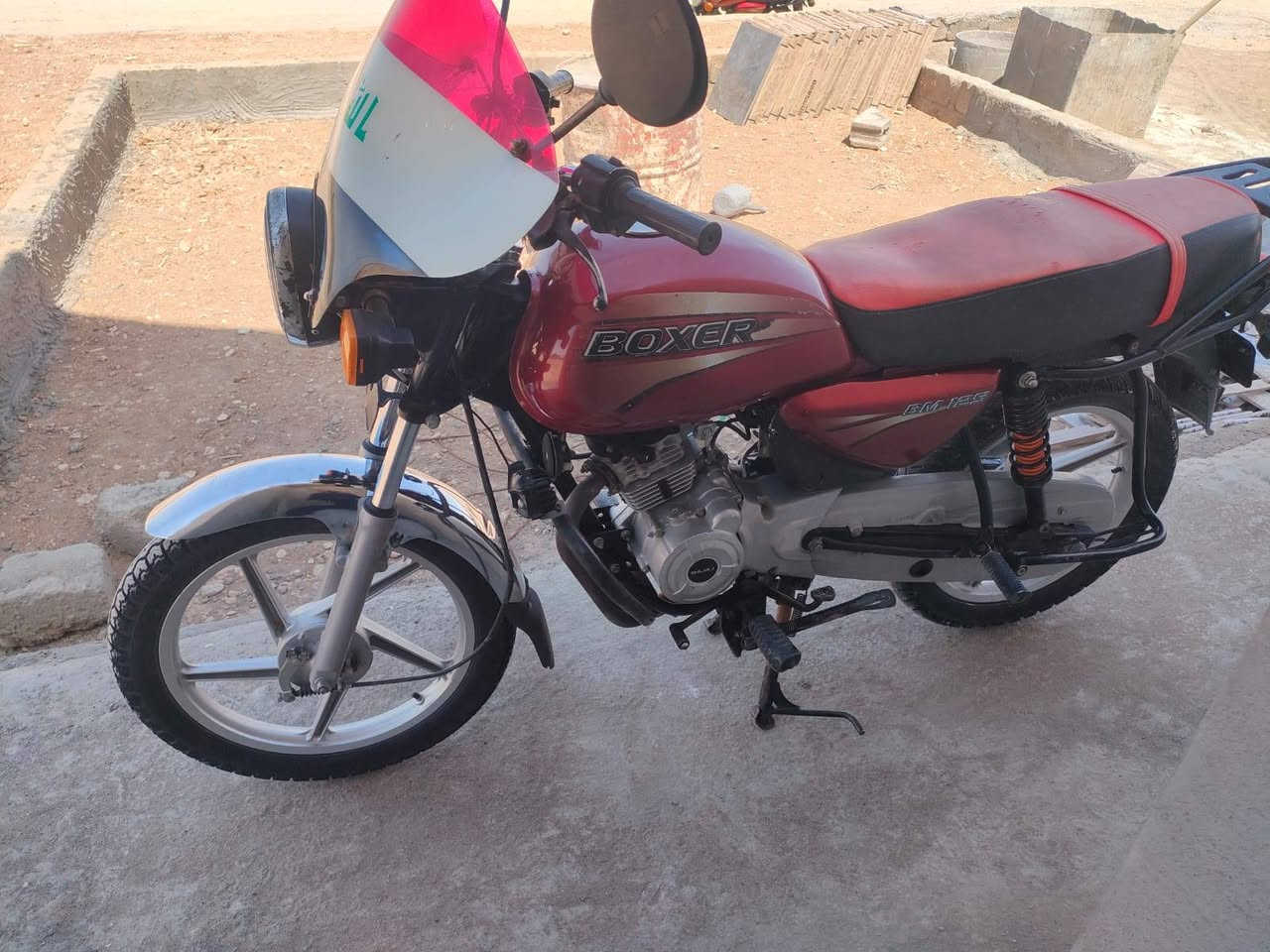 للبيع بوكسر BM 125 – 4 كير 🏍🔥
من شركة Bajaj Auto
لون أحمر، شكل مرتب ونظيف
مكينة ممتازة وصوتها ناعم
صرفية اقتصادية ومناسبة للشغل والاستخدام اليومي
السعر: (650 الف) 
المكان: (تلعفر)
📞 للتواصل: ‏‪‏‪***********‬‏
📞 للتواصل: ***********
