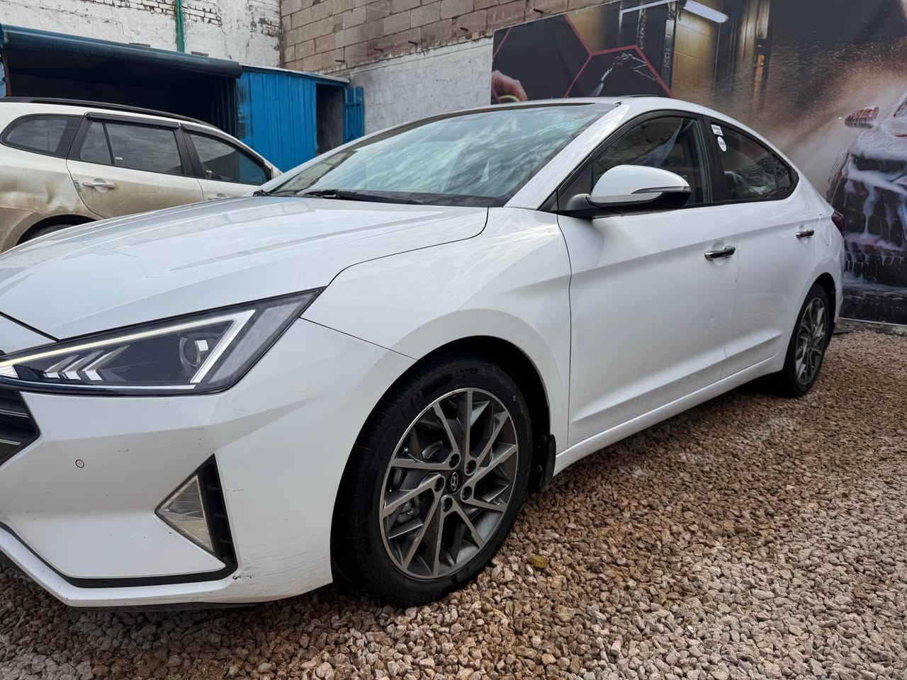 النترا موديل 2019 خليجي
فول مواصفات
رقم اربيل
بصمه
فتحه
كشنات جلد
لد امامي
حساس امامي
حساس خلفي
كامره خلفيه واماميه
شاشه
مري شفط 
درايف مود
تحكمات ستيرن
تبريد خلفي
5 ويل كب
مكينه 2000 مشروطه
ماشيه 108 الف كم
نظام ABS
كير ومكينه وحداديه وتبريد مشروطات

السعر 150 ت وبيه مجال قليل
مكاني الديوانيه قضاء المهناويه
*********** متوفر واتساب النجف, العراق
