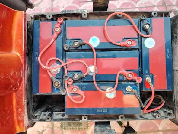 سلام عليكم شباب متاح ماطور هارلي بطاريات ٢٠٢٥ مثل ماواضح كدامكم ماطور نضيف بطاريات يقرن ١١ عل فحص وين متريد السعر ٣٥٠ وبي مجال للتواصل ***********
