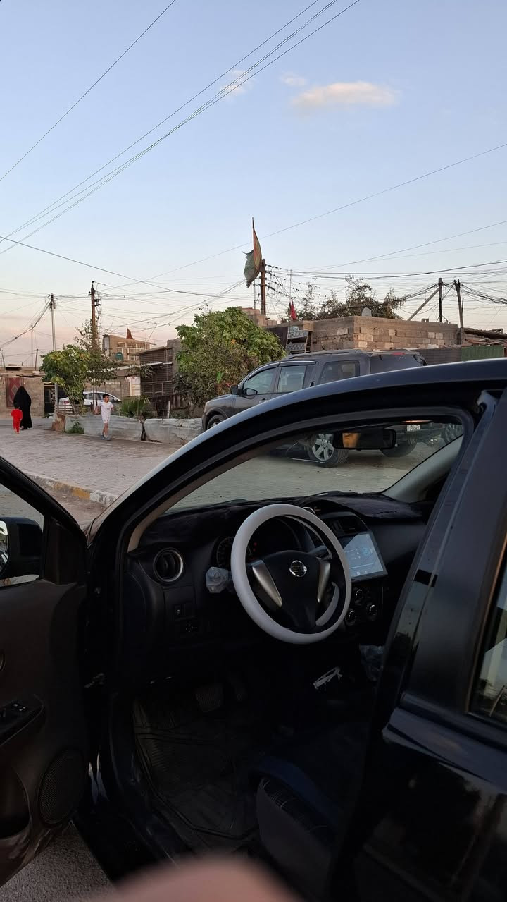 نيسان صني موديل 2023 هندي خليجي 
سياره ماشيه 49 الف 🔥
بارد بالجاملغ الامامي جهه السايق فقط 
مكفوله كفاله عامه عدا الجاملغ
رقم بغداد 
يدات نيكل 
تبريد ثلج 
السعر ١٢٠ وبيها مجال 
مكاني بغداد  الحريه ***********
