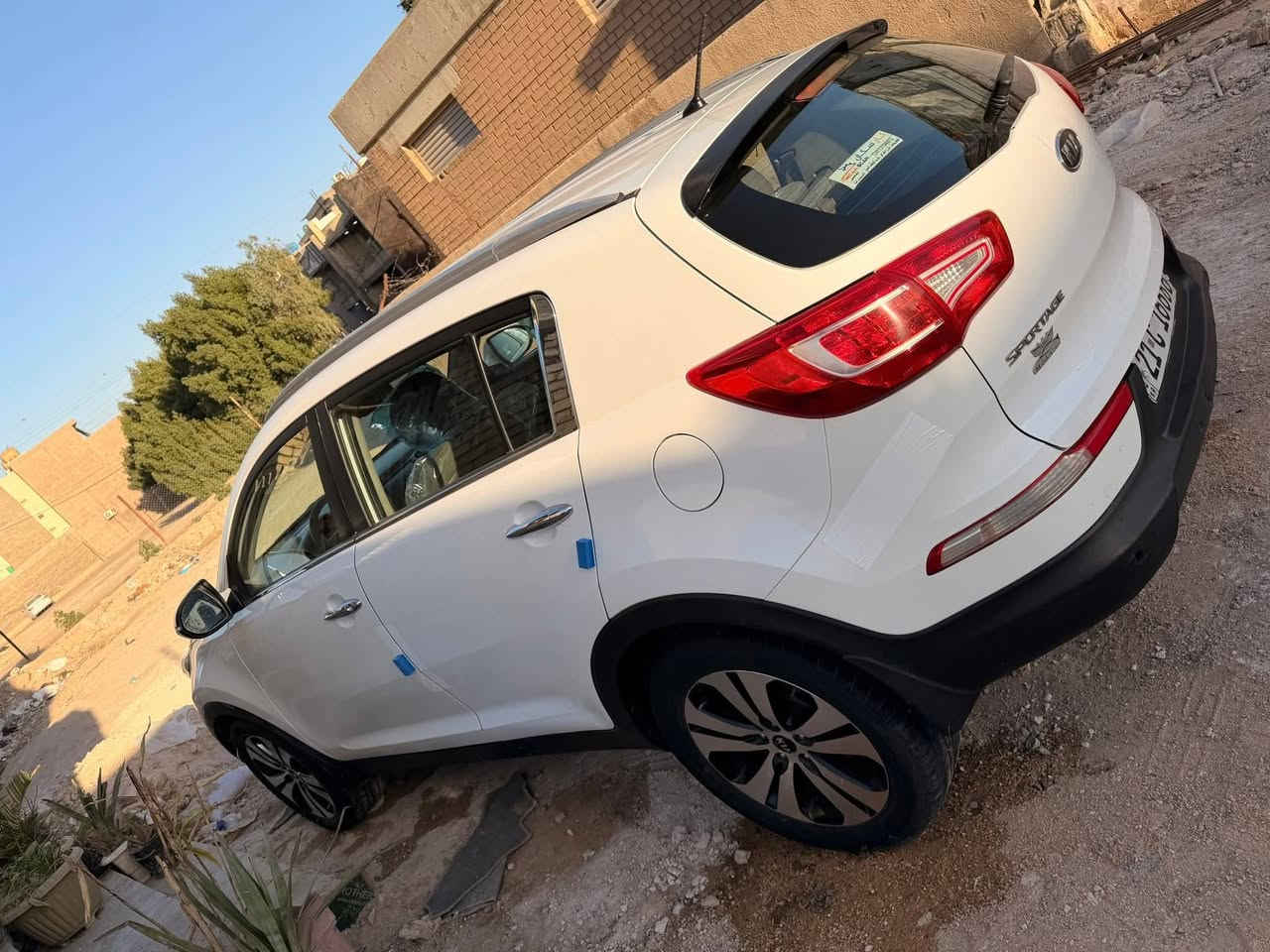 سبورتج خليجي مكفوله موديل 2012 مكينه 2000دوش سياره كير مكينه صدر جديد تخم تاير تبريد ثلج رقم وهزه جديده سنويه ال 30  نص فول سايد بريك رجل بيها بارد شويه بالهلال الخلفي ففط سياره جاهزه ومبيها كل نقص السعر 139مكاني بغداد الدوره ***********
***********
