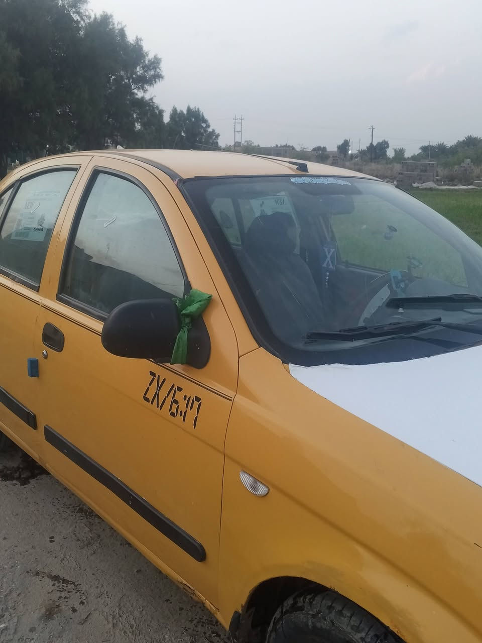السلام عليكم سياره طيبه موديل 2016جاهزه من كلشي  العنوان ذي قار الغراف ***********
