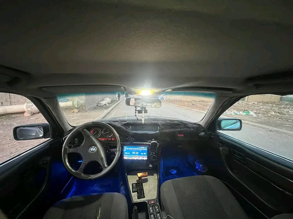 Bmw525
تۆماتیك 
مەكینە ٢٥
چوارجام كارەبا
تحدیل سورحا
ناو فۆرمیكا
كارەبای بەشەرت 
چوار تایەی تازەی لەسەرە
كۆبۆنی بەنزینی هەیە كەركوك
٧وەرەقەی غرامەی لەسەرە
پانكاورادێتە كارەبای
گێرومەكینەو. ئەكسل تازەگوراوەو بەشەرت هەمووی ئەوروپی 
فەقازی سكلێتەر و دەست بەشەرت 
سبوغ عام لۆجوانی بەكورەی كراوە
سەیارەكە كامل كراوە بە ئێم
جەمپەكی پشتی هەیە نەگەیشتوتەناو حەوز
بەتانەی گۆراوە لە ئەوروپا
رقم تەلەفۆن *********** أربيل, العراق
