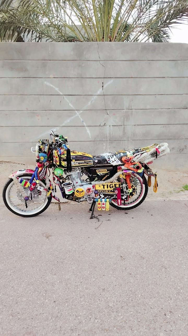 السلام عليكم ✌️
دراجه تايكر فول جنبزه مكفول كفاله عامه بيه تزويدات هوايه 

فلنجه خلفيه فلنجه اماميه 

عنبار كلج 🫰

عنبار بريك 🫷

سكان رياضي 

دراجه اي فقص ما بيها العنوان ديالى منصورية الشط قرب سيطره الغالبيه 

الرقم*********** اتصل وتدلل
